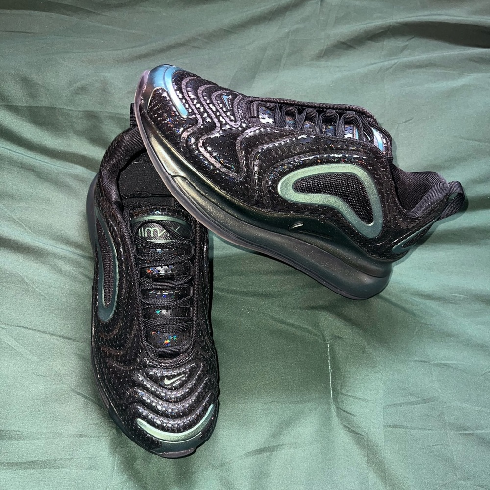 Like New Nike AirMax 720 kids